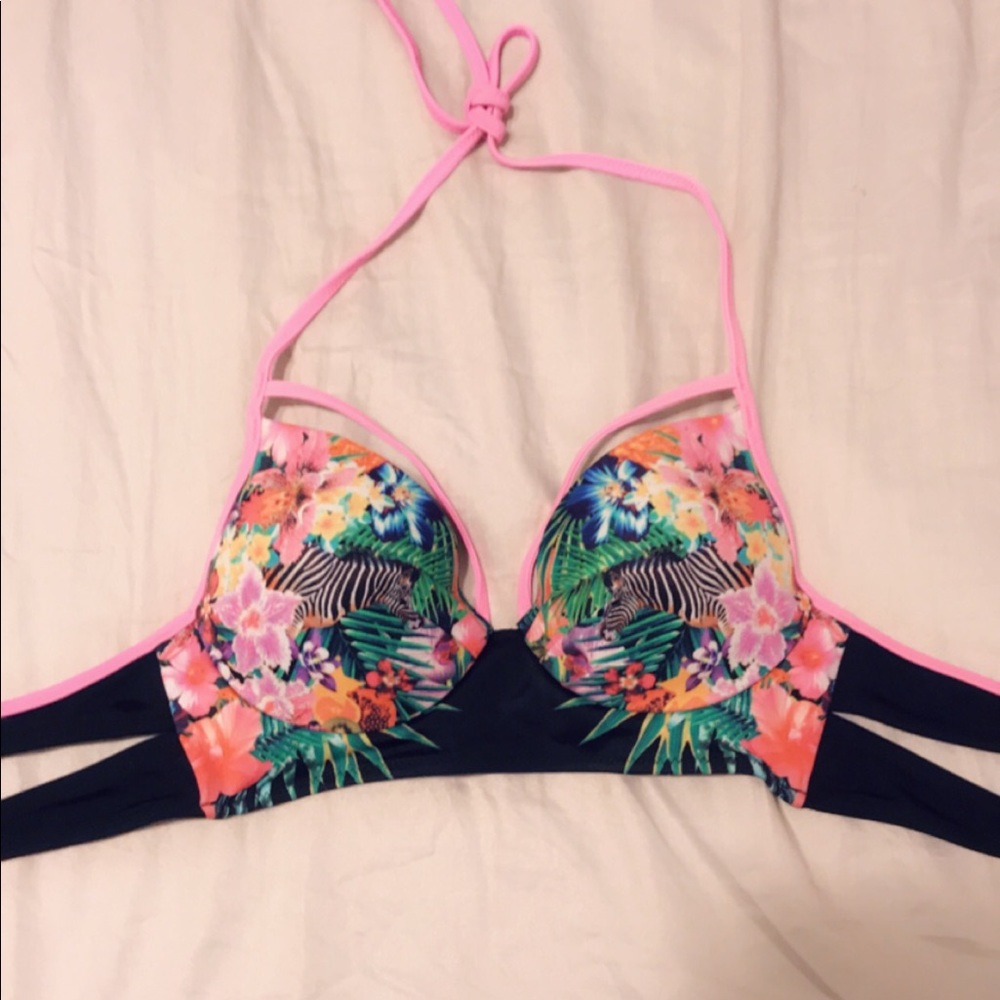Bathing suit top